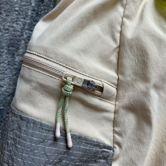 Lululemon Multi-Pocket Cargo High-Rise Hiking Skirt / Skort in Prosecco, size 12 - Picture 6 of 7
